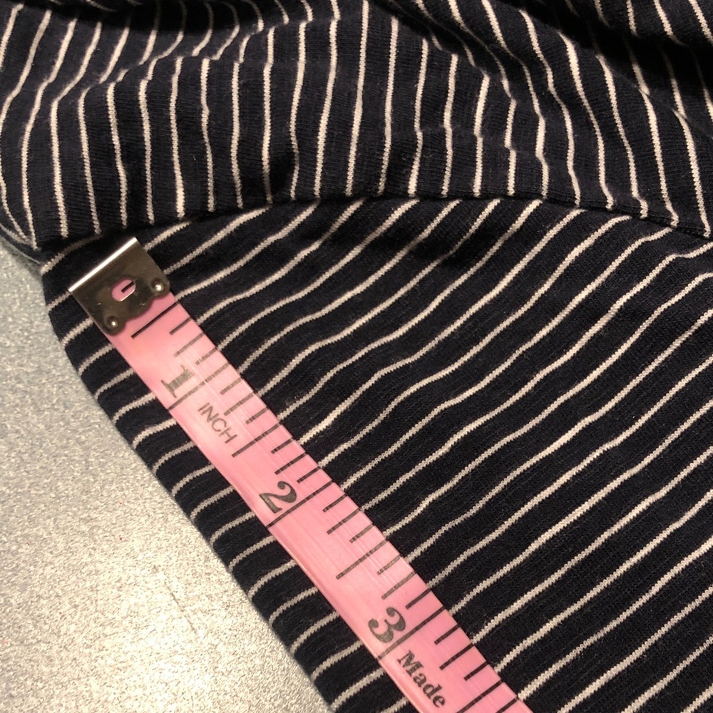 Women’s Striped Black and White Top - Picture 13 of 14